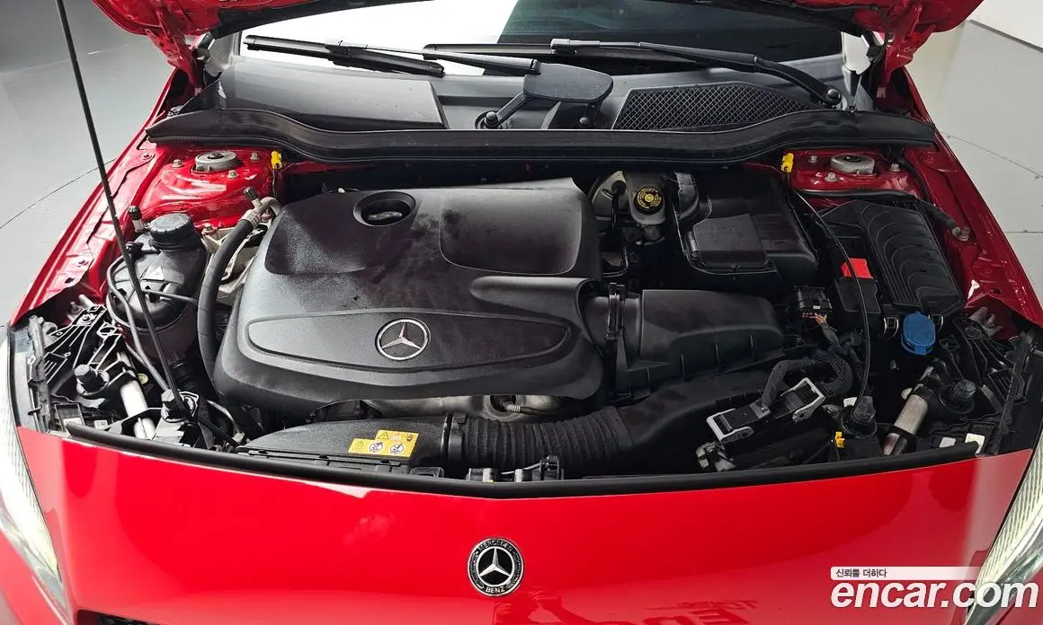 Mercedes-Benz A-Class 2017 1.6 гидро, фото 5 Mercedes-Benz A-Class 2017 1.6 гидро, фото 5