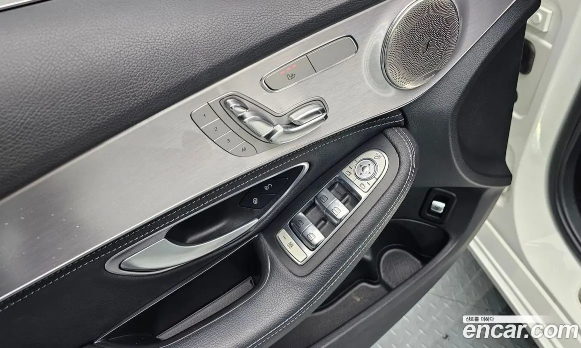 Mercedes-Benz C-Class 2015 2.0 гидро, фото 18 Mercedes-Benz C-Class 2015 2.0 гидро, фото 18