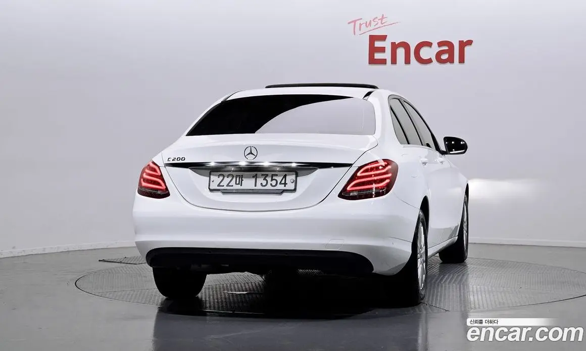 Mercedes-Benz C-Class 2015 2.0 гидро, фото 4 Mercedes-Benz C-Class 2015 2.0 гидро, фото 4