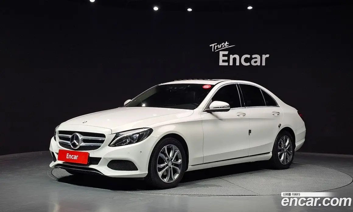 Mercedes-Benz C-Class 2016 2.0 гидро, фото 1 Mercedes-Benz C-Class 2016 2.0 гидро, фото 1