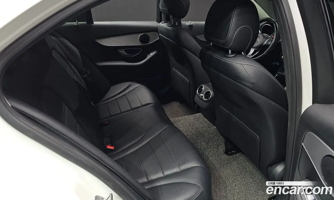 Mercedes-Benz C-Class 2016 2.0 гидро, фото 11 Mercedes-Benz C-Class 2016 2.0 гидро, фото 11