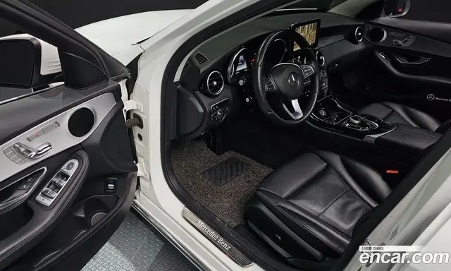 Mercedes-Benz C-Class 2016 2.0 гидро, миниатюра 10 Mercedes-Benz C-Class 2016 2.0 гидро, миниатюра 10