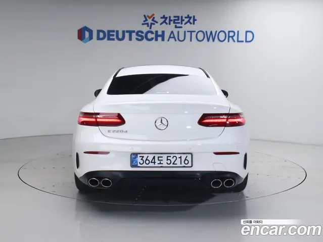 Mercedes-Benz E-Class 2018 1.9 гидро, миниатюра 5