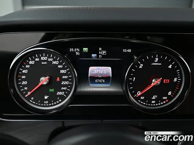 Mercedes-Benz E-Class 2018 1.9 гидро, миниатюра 8