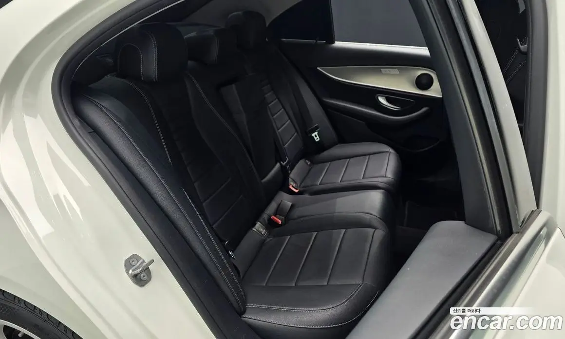 Mercedes-Benz E-Class 2018 2.0 гидро, фото 15 Mercedes-Benz E-Class 2018 2.0 гидро, фото 15