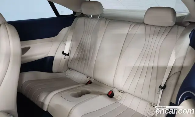 Mercedes-Benz E-Class 2022 2.0 автомат (гидро), миниатюра 7