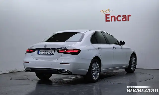 Mercedes-Benz E-Class 2023 1.9 гидро, миниатюра 2