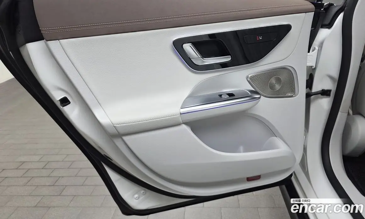 Mercedes-Benz EQE 2023 0.3 гидро, фото 15