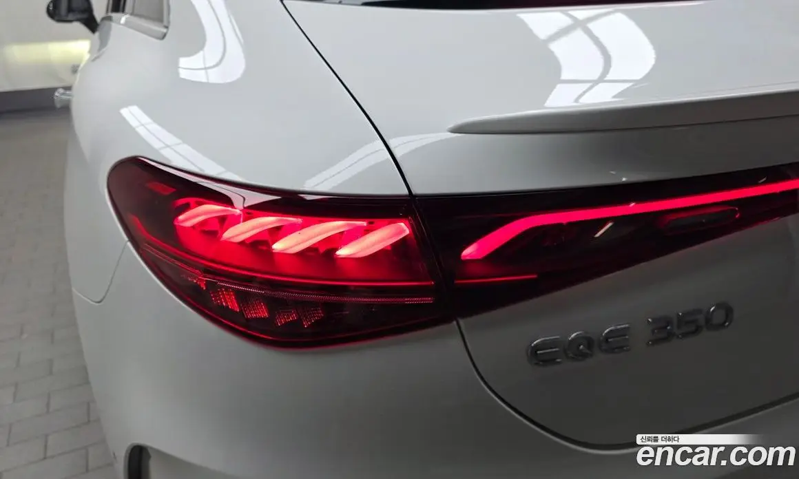 Mercedes-Benz EQE 2023 0.3 гидро, фото 9
