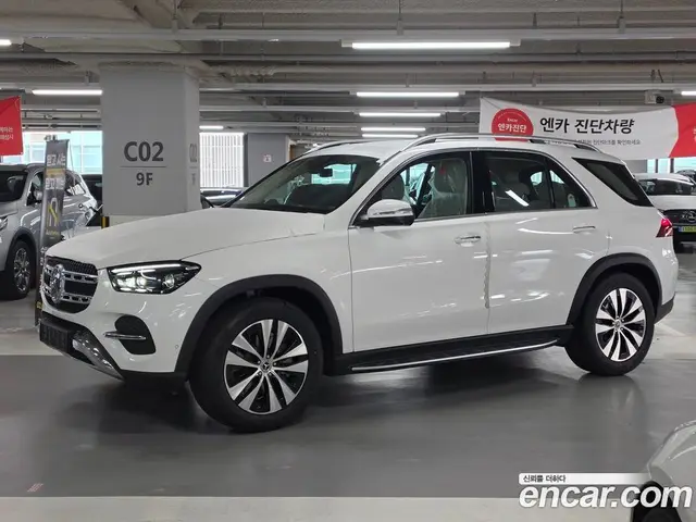 Mercedes-Benz GLE-Class 2026 2.0 гидро, миниатюра 3
