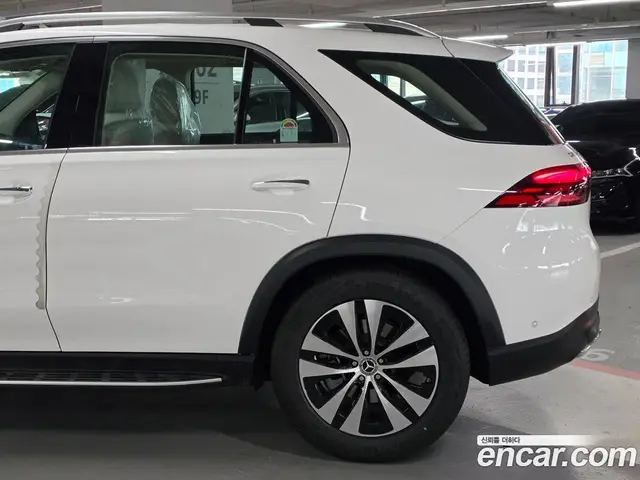 Mercedes-Benz GLE-Class 2026 2.0 гидро, миниатюра 5