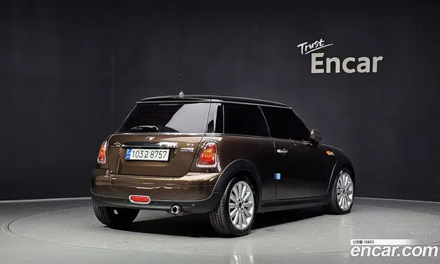 Mini Cooper 2010 1.6 автомат (гидро), миниатюра 2