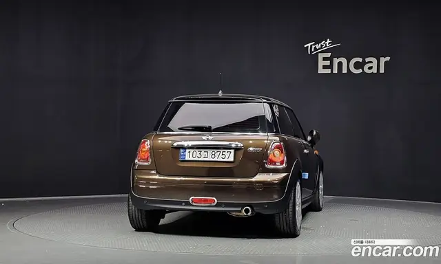 Mini Cooper 2010 1.6 автомат (гидро), миниатюра 4