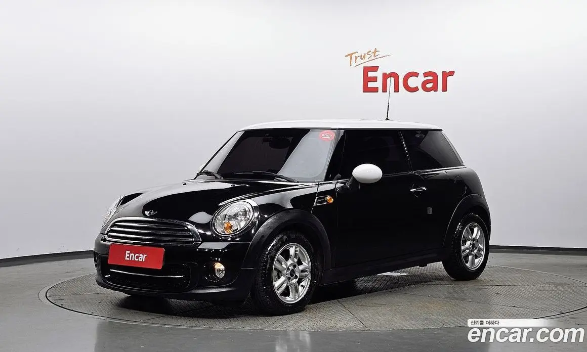 Mini Cooper 2013 2.0 автомат (гидро), фото 1