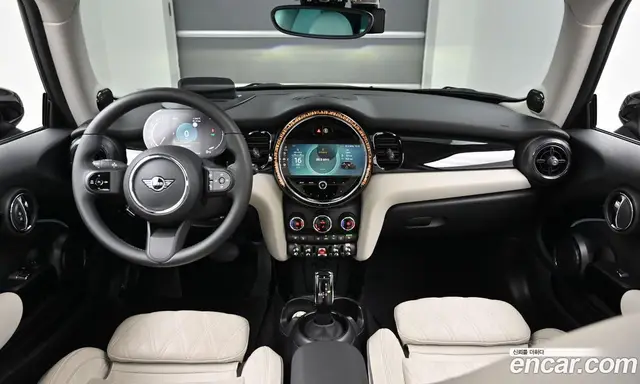 Mini Cooper 2022 2.0 автомат (гидро), миниатюра 6