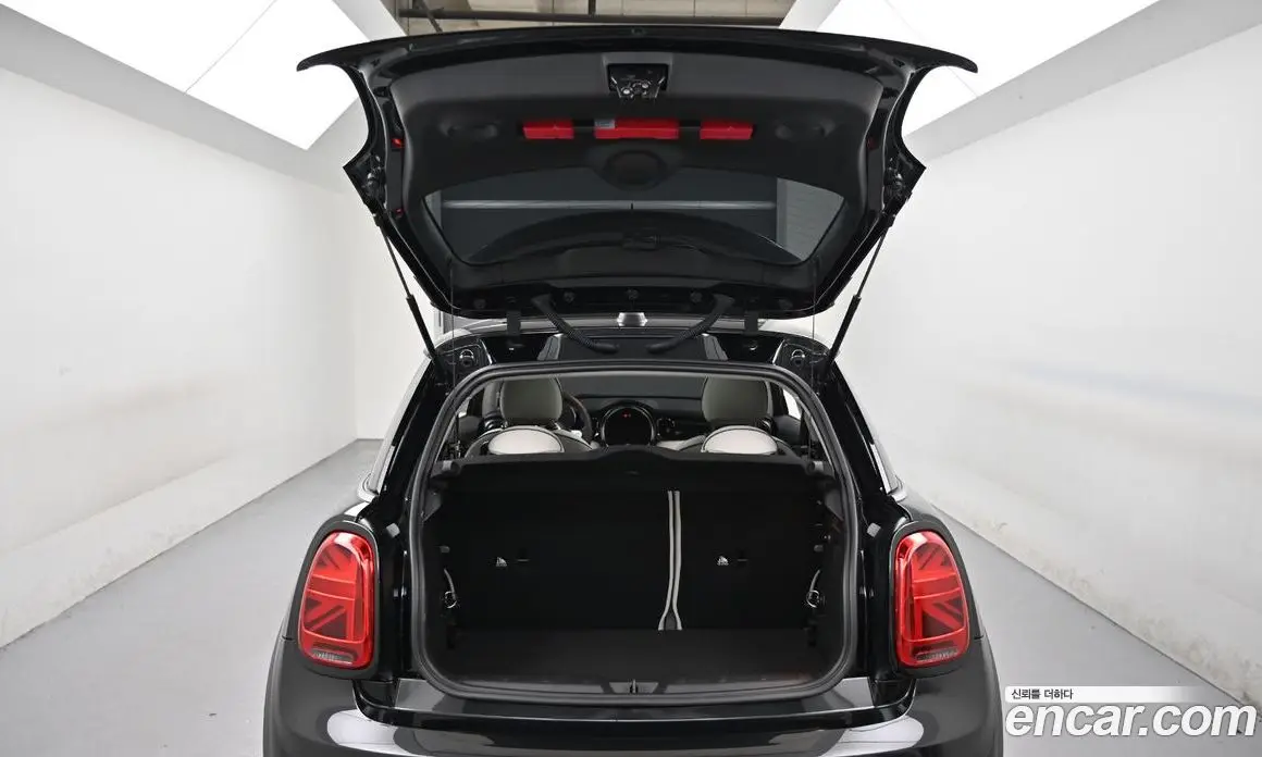 Mini Cooper 2022 2.0 автомат (гидро), фото 9
