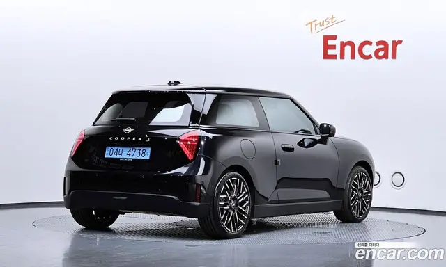 Mini Cooper 2024 0.1 автомат (гидро), миниатюра 2