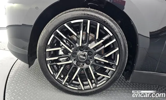 Mini Cooper 2024 0.1 автомат (гидро), миниатюра 5