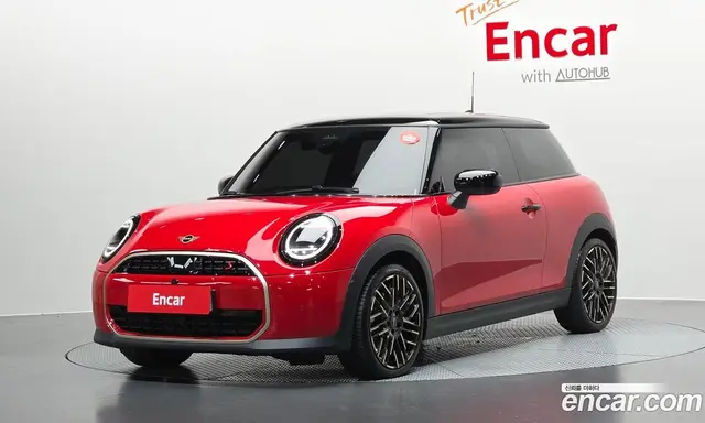 Mini Cooper, 2025, 5 628 км