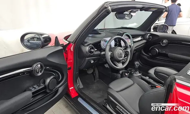 Mini Cooper Convertible 2023 1.5 автомат (гидро), миниатюра 10