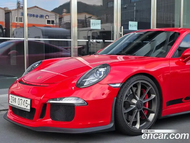 Porsche 911, 2015, 70 000 км