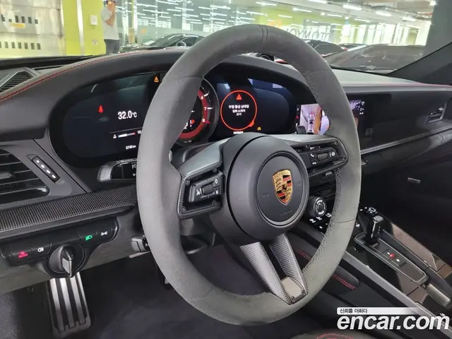 Porsche 911 2023 3.0 автомат (гидро), миниатюра 12