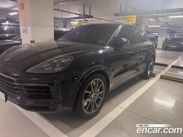 Porsche Cayenne, 2021, 69 500 км