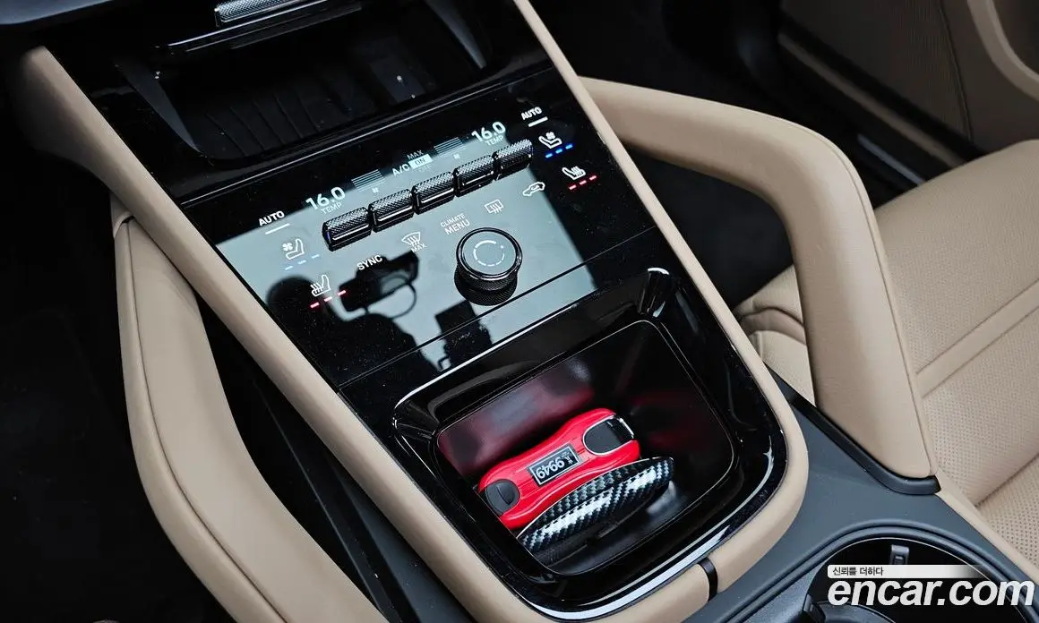 Porsche Cayenne 2024 3.0 автомат (гидро), фото 9