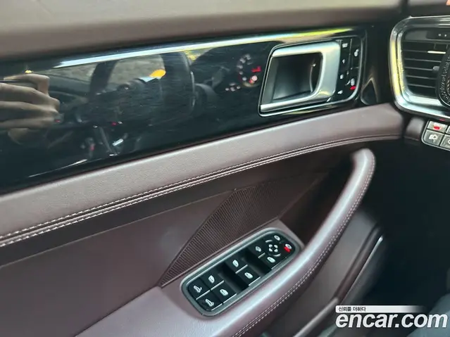 Porsche Panamera 2018 3.0 автомат (гидро), миниатюра 12
