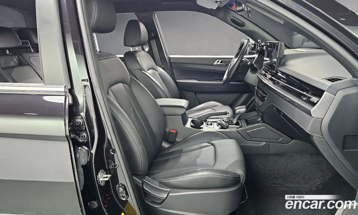 SsangYong Rexton 2024 2.2 автомат (гидро), фото 16