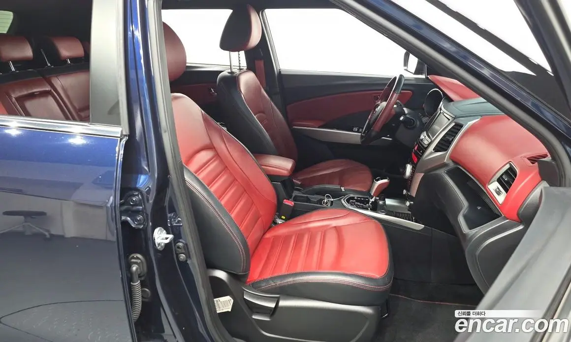 SsangYong TIBOLI 2015 1.6 автомат (гидро), фото 16