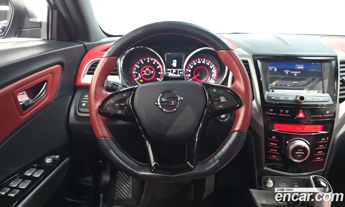 SsangYong TIBOLI 2015 1.6 автомат (гидро), фото 18