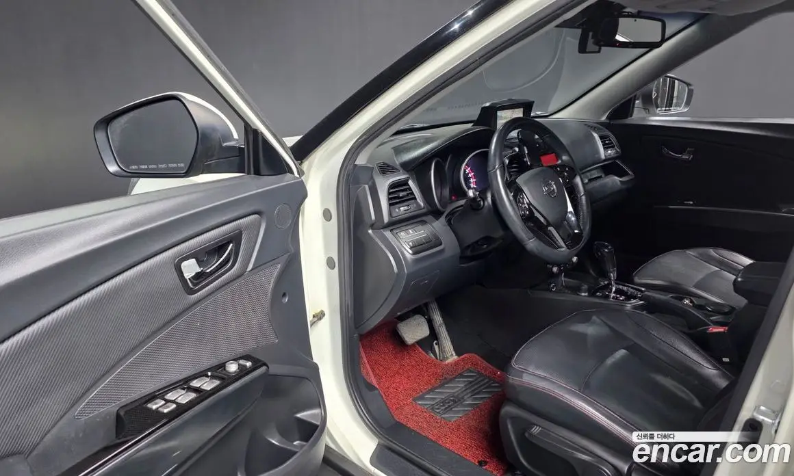 SsangYong TIBOLI 2016 1.6 автомат (гидро), фото 13
