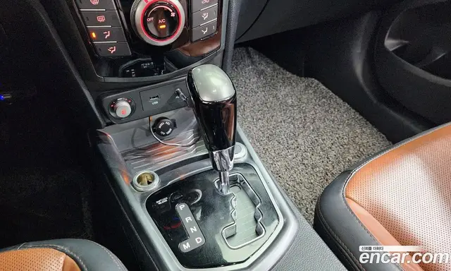 SsangYong TIBOLI 2017 1.6 автомат (гидро), миниатюра 9