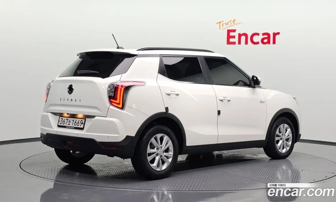 SsangYong TIBOLI 2019 1.5 автомат (гидро), фото 1