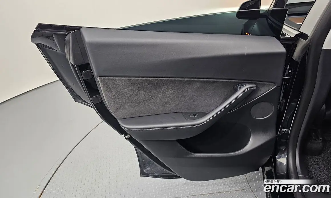 Tesla Model Y 2022 0.2 автомат (гидро), фото 14 Tesla Model Y 2022 0.2 автомат (гидро), фото 14