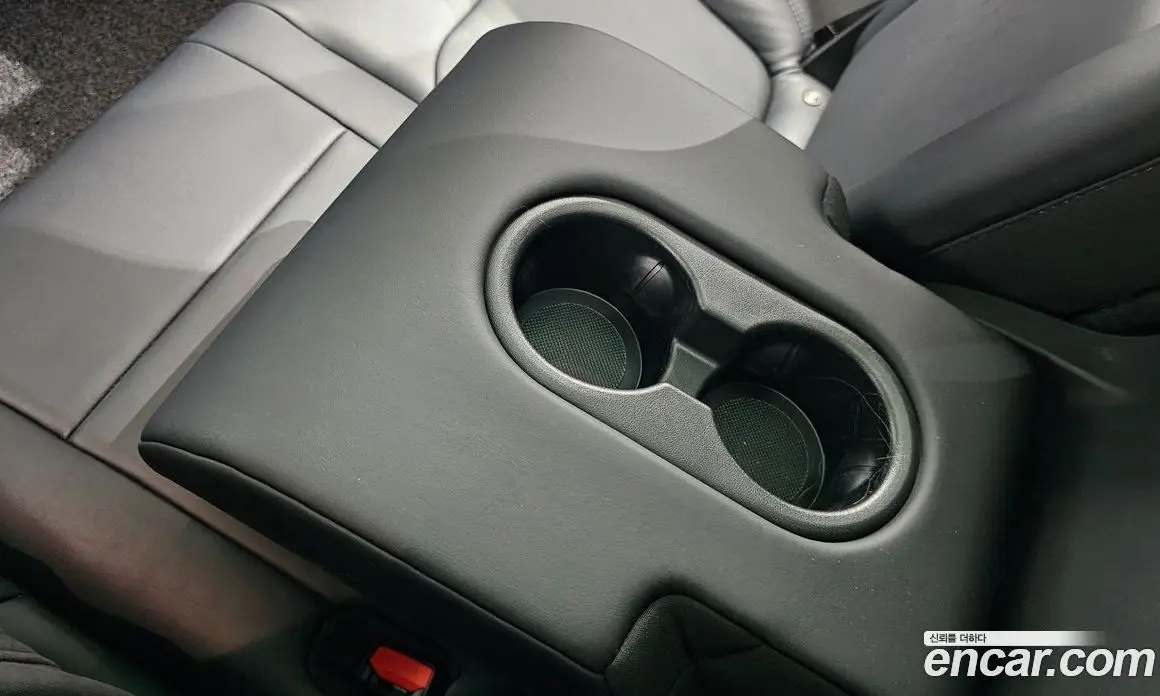 Tesla Model Y 2022 0.2 автомат (гидро), фото 26 Tesla Model Y 2022 0.2 автомат (гидро), фото 26