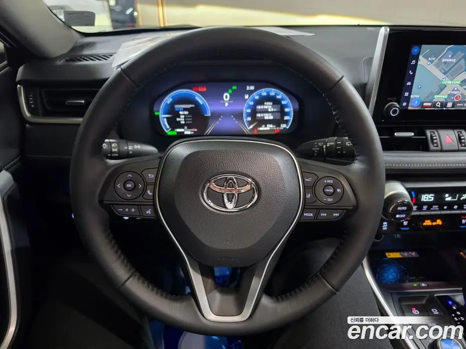 Toyota RAV4 2025 2.5 автомат (гидро), фото 12 Toyota RAV4 2025 2.5 автомат (гидро), фото 12
