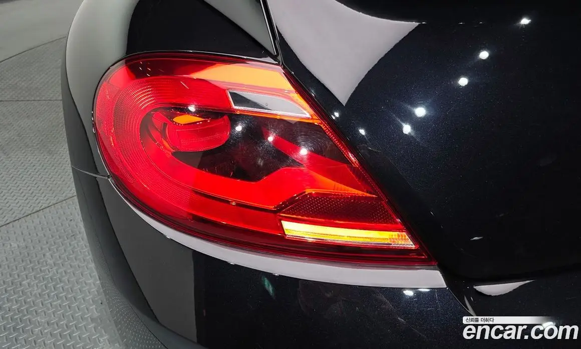 Volkswagen Beatle 2015 2.0 автомат (гидро), фото 8