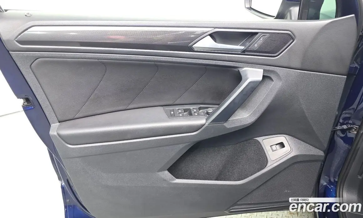 Volkswagen Tiguan 2020 2.0 автомат (гидро), фото 14