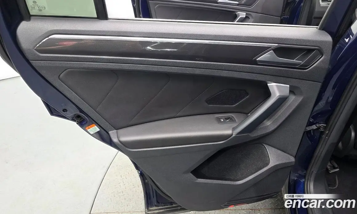 Volkswagen Tiguan 2020 2.0 автомат (гидро), фото 15