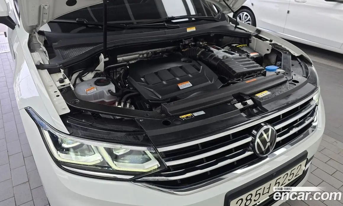Volkswagen Tiguan 2022 2.0 автомат (гидро), фото 6