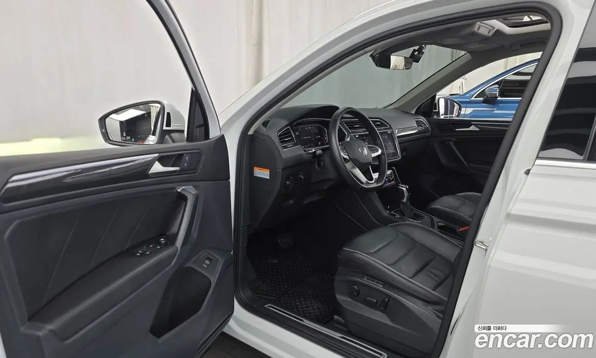 Volkswagen Tiguan 2022 2.0 автомат (гидро), фото 10