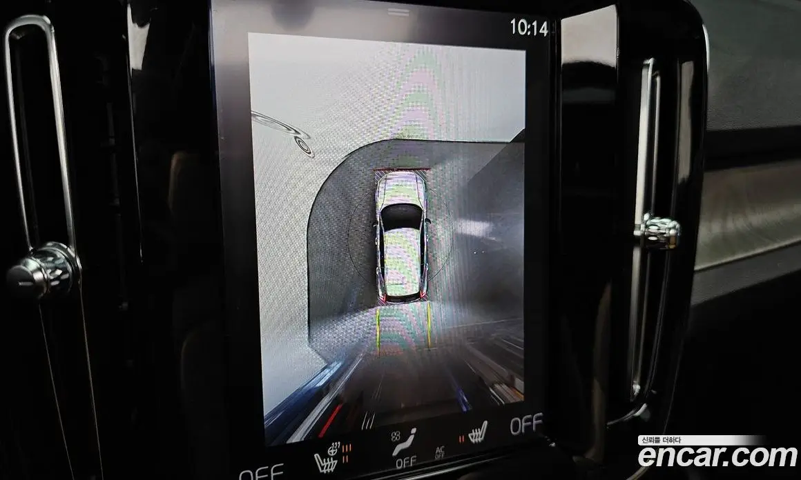 Volvo XC40 2019 2.0 автомат (гидро), фото 22
