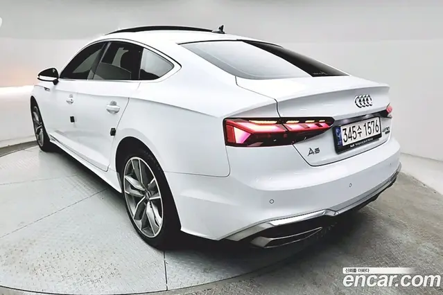 Audi A5 2021 2.0 автомат (гидро), миниатюра 4
