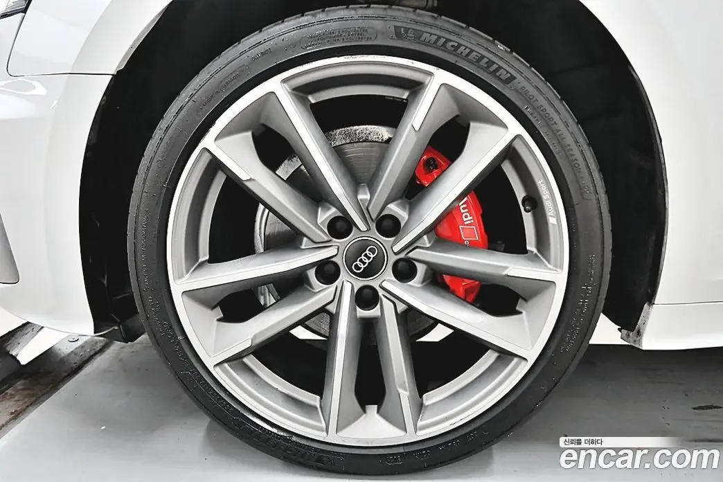 Audi A5 2021 2.0 автомат (гидро), фото 5