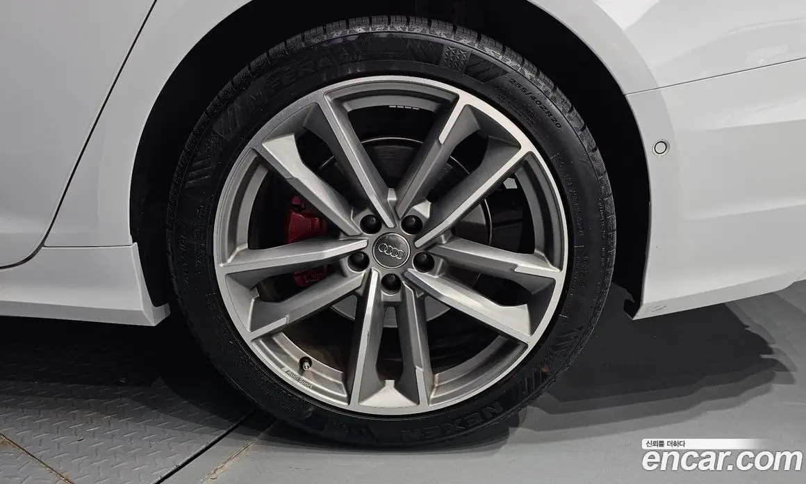Audi A6 2019 2.0 автомат (гидро), фото 6