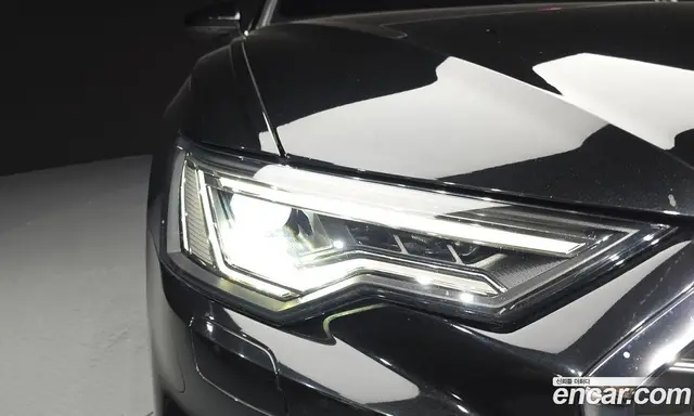 Audi A6 2022 3.0 автомат (гидро), миниатюра 8
