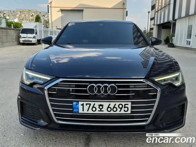 Audi A6, 2022, 67 758 км