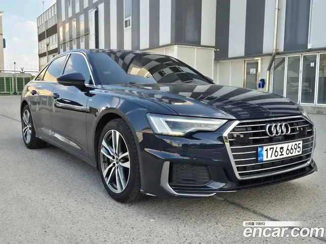 Audi A6 2022 2.0 автомат (гидро), миниатюра 2